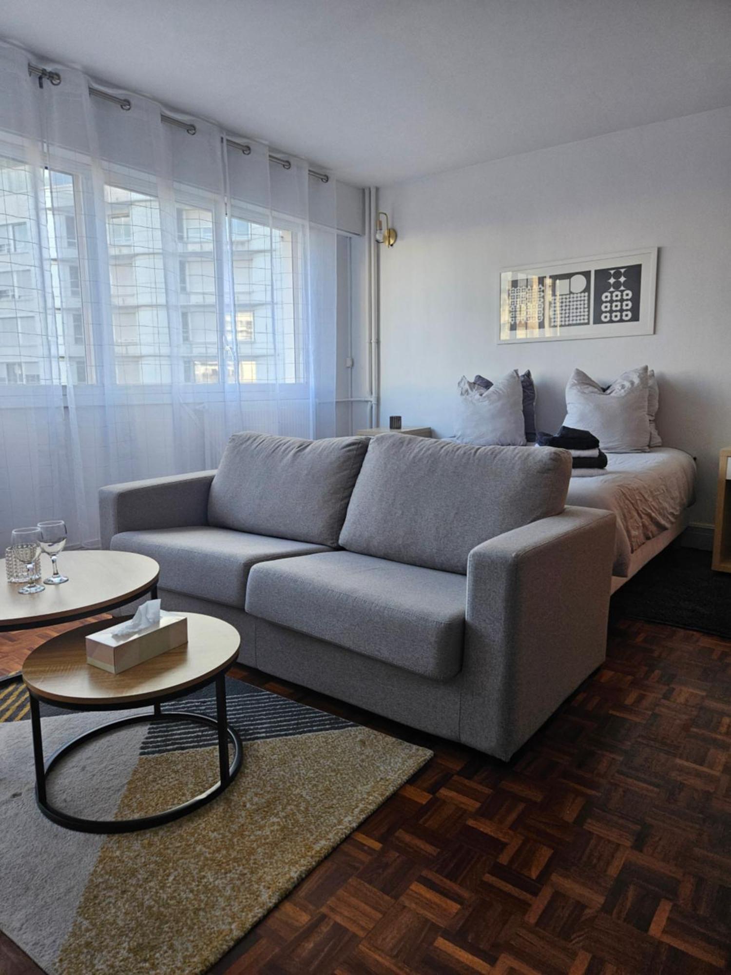 Home Paris Tour Eiffel Bagian luar foto